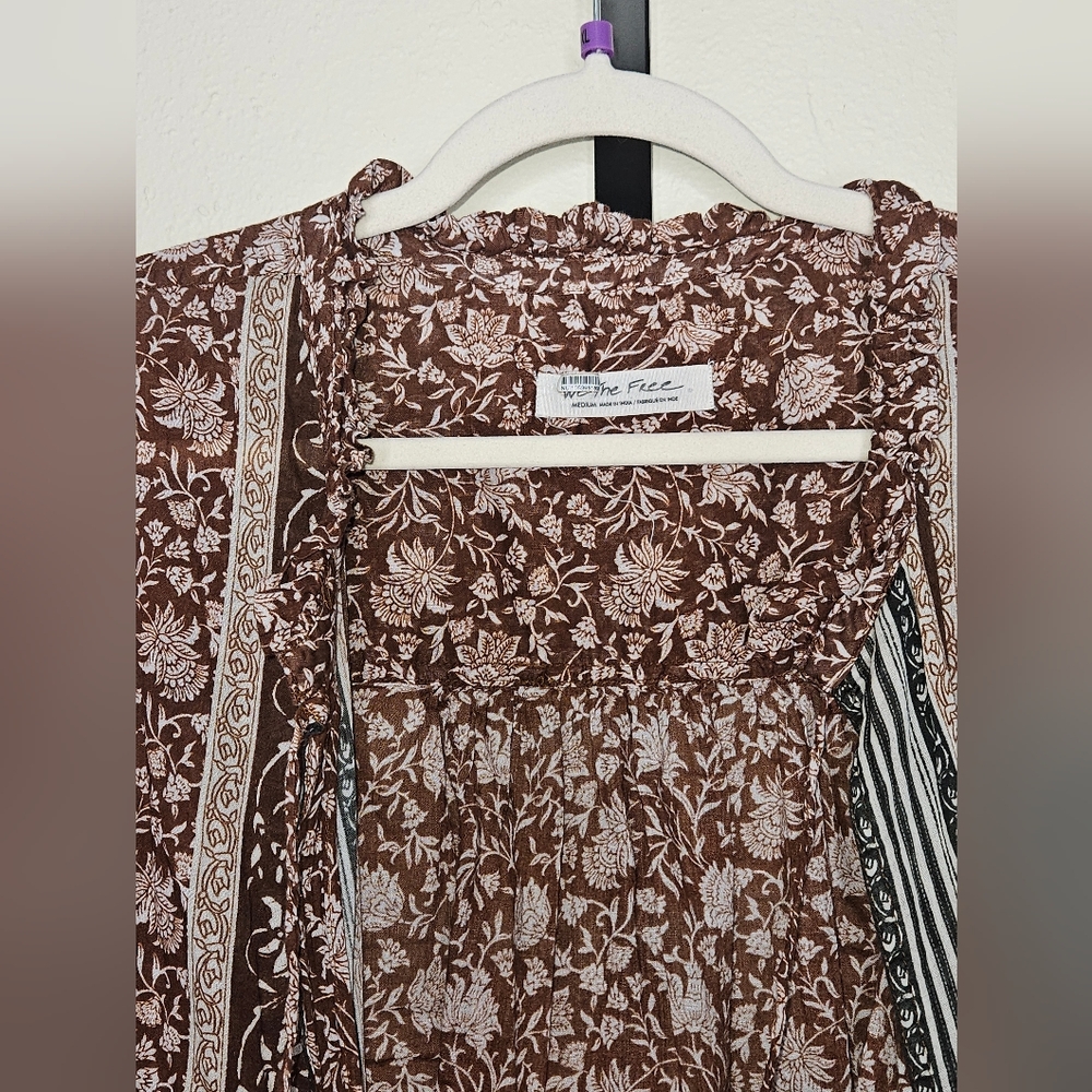 We The Free Border Batik Buttondown Top, Size Medium, Brown, GUC - Picture 6 of 10